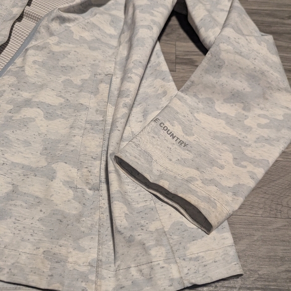 Women's Free Country Gray And White Camouflage Long Sleeve Rain jacket Size M - Picture 5 of 6